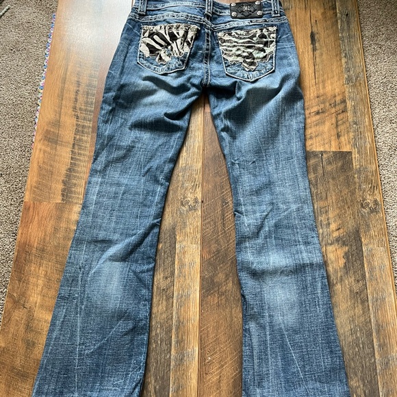 Miss Me Boot Cut jeans - Picture 6 of 12
